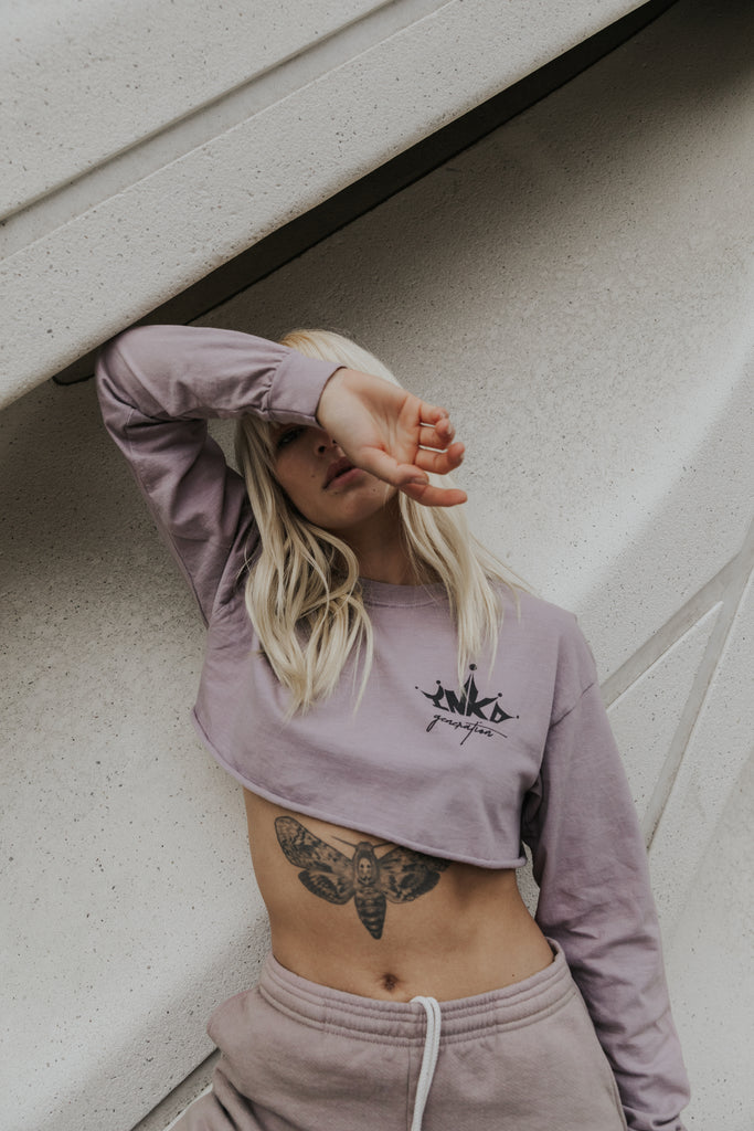 INKD CROWN CROPPED LONG SLEEVE TEE